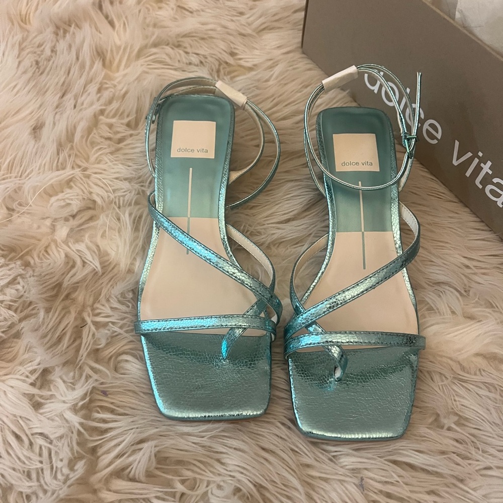 💙💙 BLUE DOLCE VITA BAYLOR HEELS NEVER WORN NWT💙💙